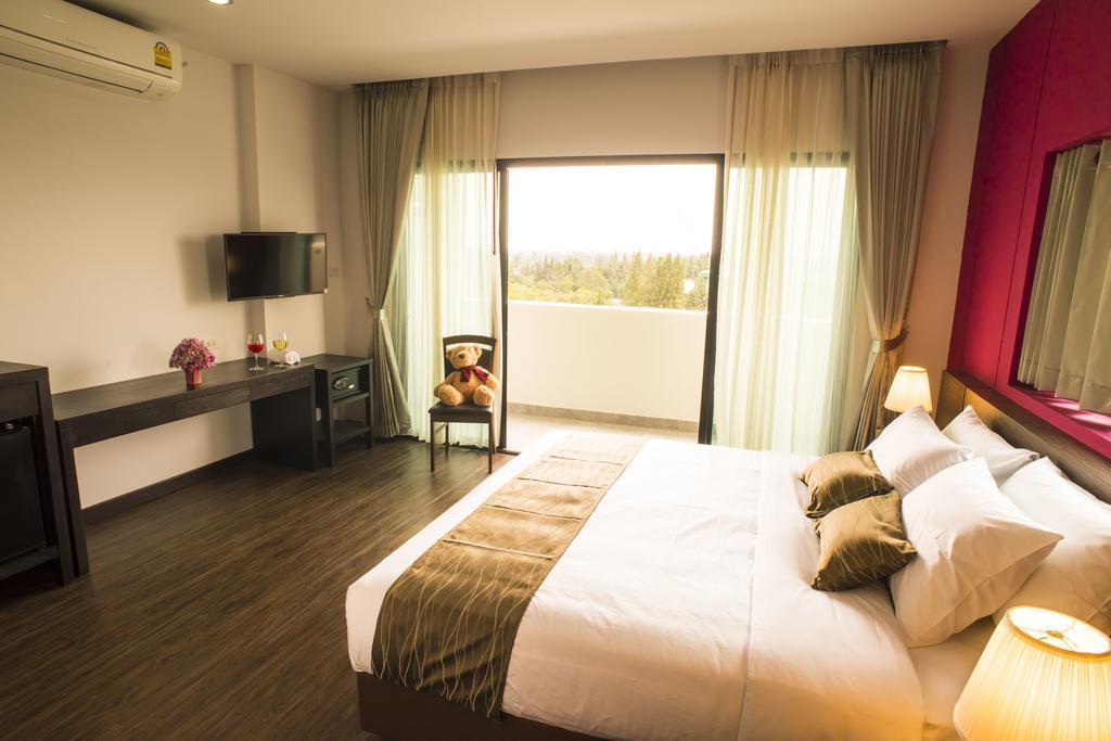 Coco View Hotel Samut Songkhram Exterior photo