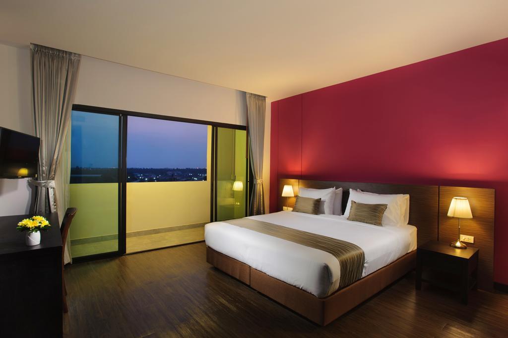 Coco View Hotel Samut Songkhram Exterior photo