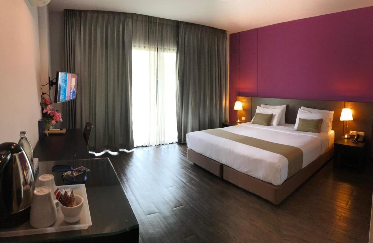 Coco View Hotel Samut Songkhram Exterior photo
